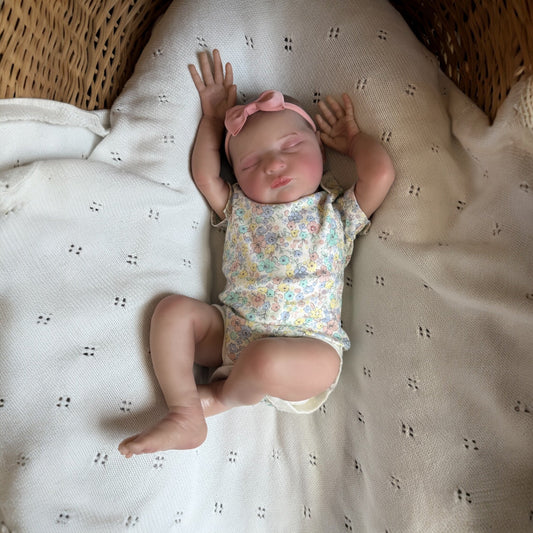 Reborn Dolls and Grief: A Gentle Comfort in Difficult Times