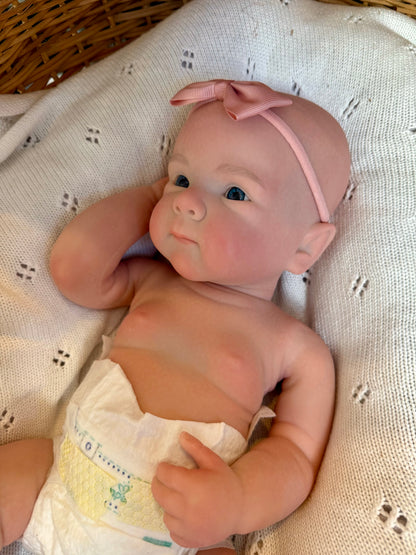Bessie – Full Body Silicone Reborn Baby Doll | Realistic Newborn Girl