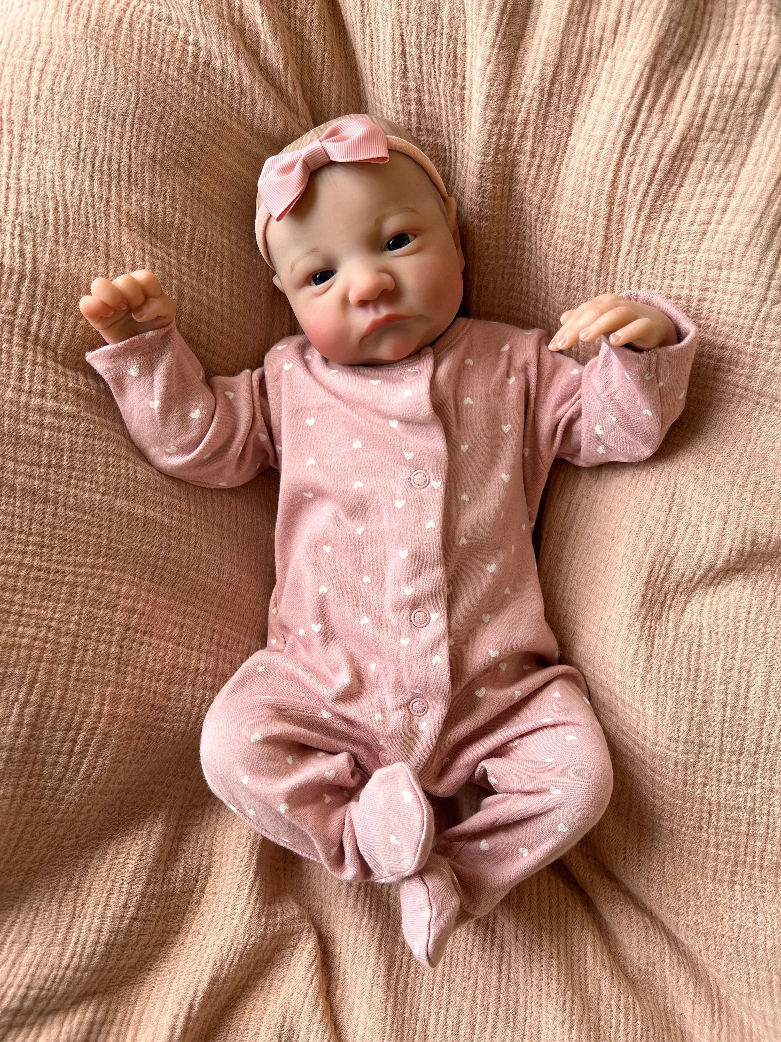 19 Inch Lucy Open Eyed Awake Baby Girl Reborn Doll Ivy Reborns